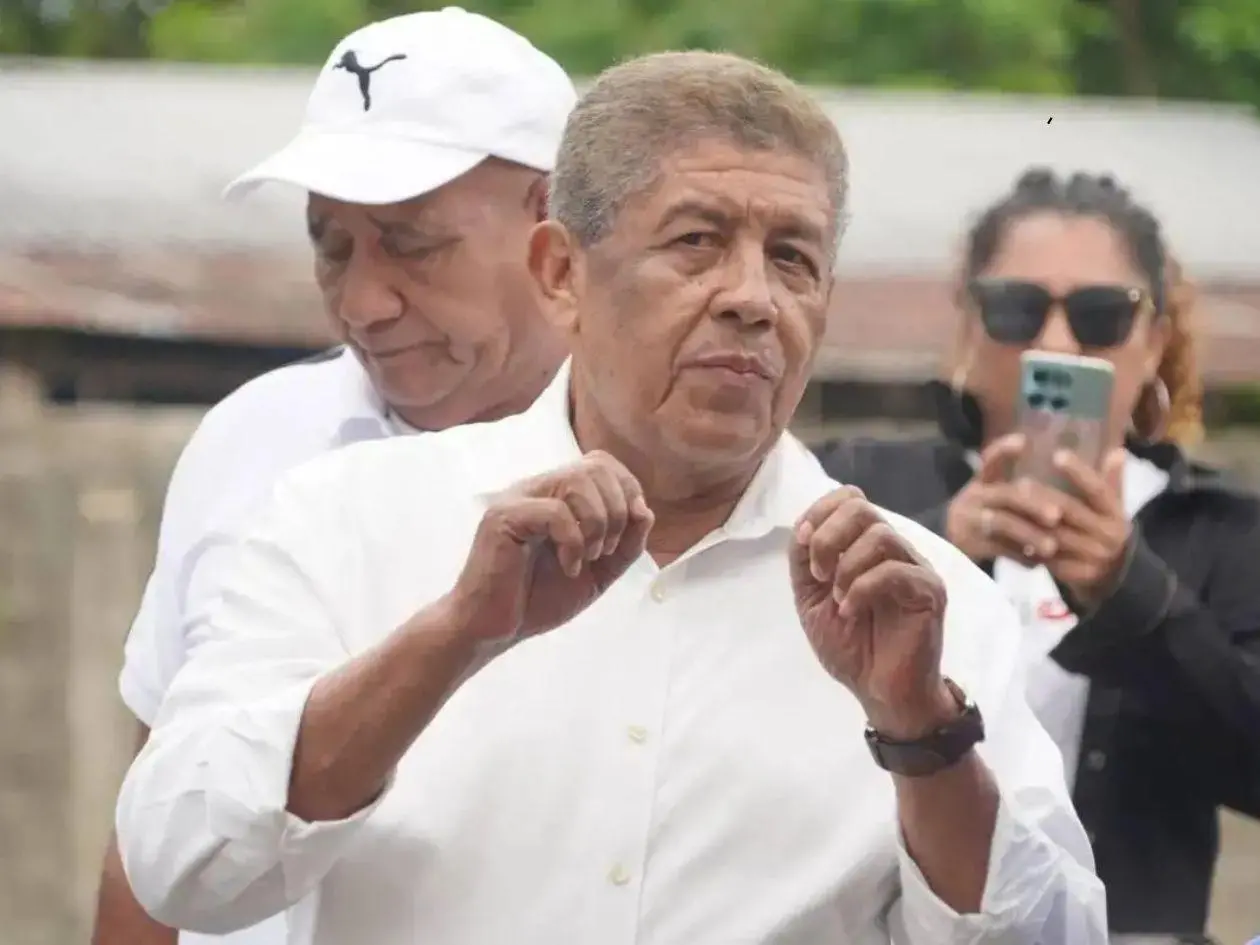 Dictan auto de Formal Procesamiento con prisión preventiva a ex alcalde de Colon.